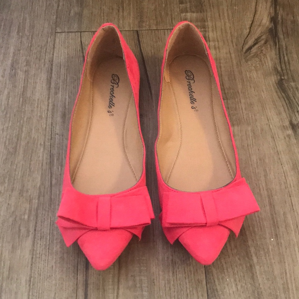Pink bow flats